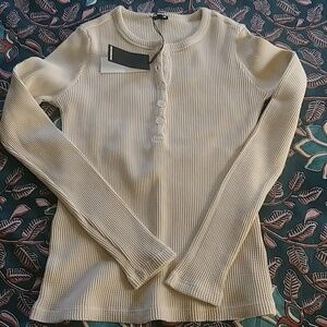 Monrow Thermal Henley XS, new w tags